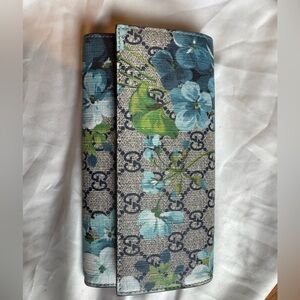 Gucci Bloom Wallet